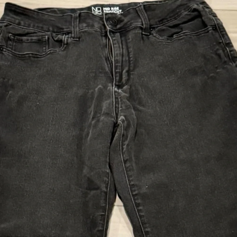 Black mid rise bootcut jeans size 15